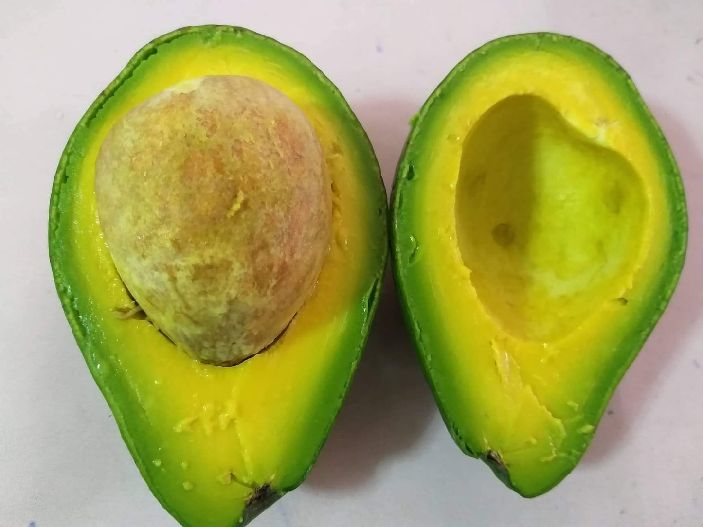 Fresh Davao Avocado (Medium size) - order price / kilo - Farm2Metro