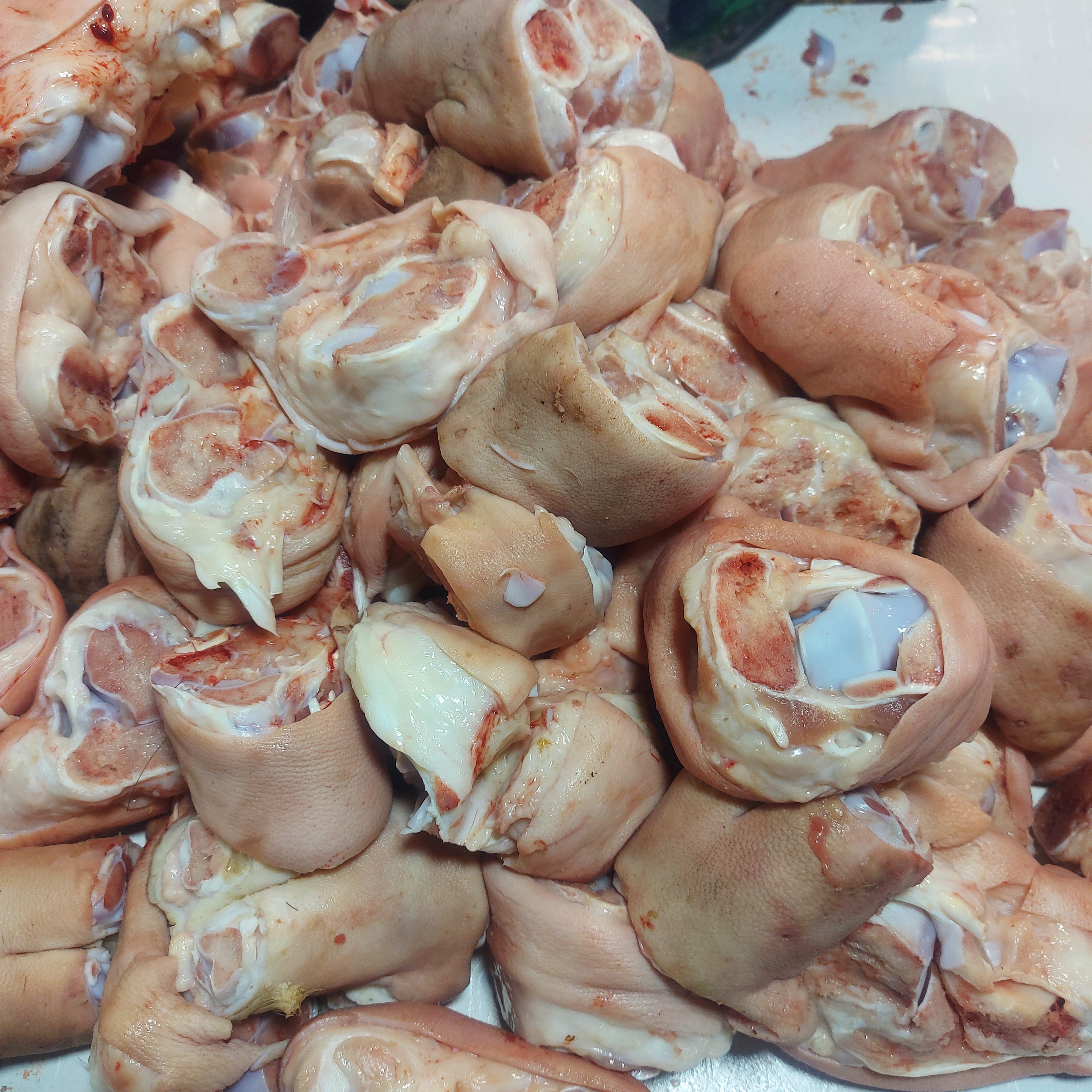 Fresh-cut Pork Leg [Pata with Skin] Chopped - order price / kilo