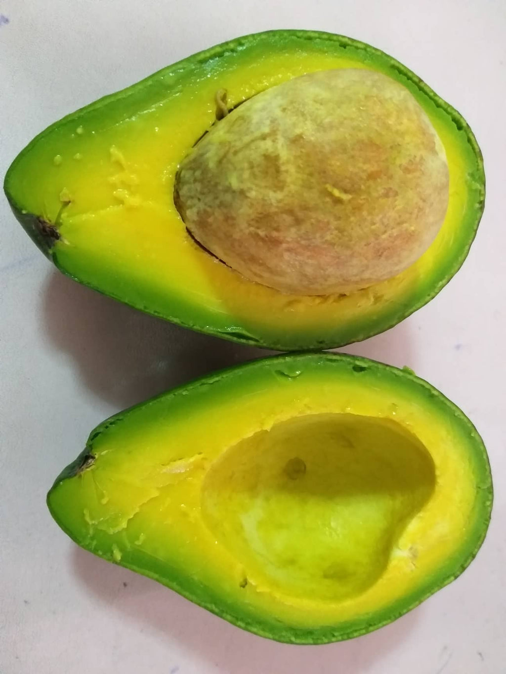 Fresh Davao Avocado (Medium size) -  order price / kilo - Farm2Metro