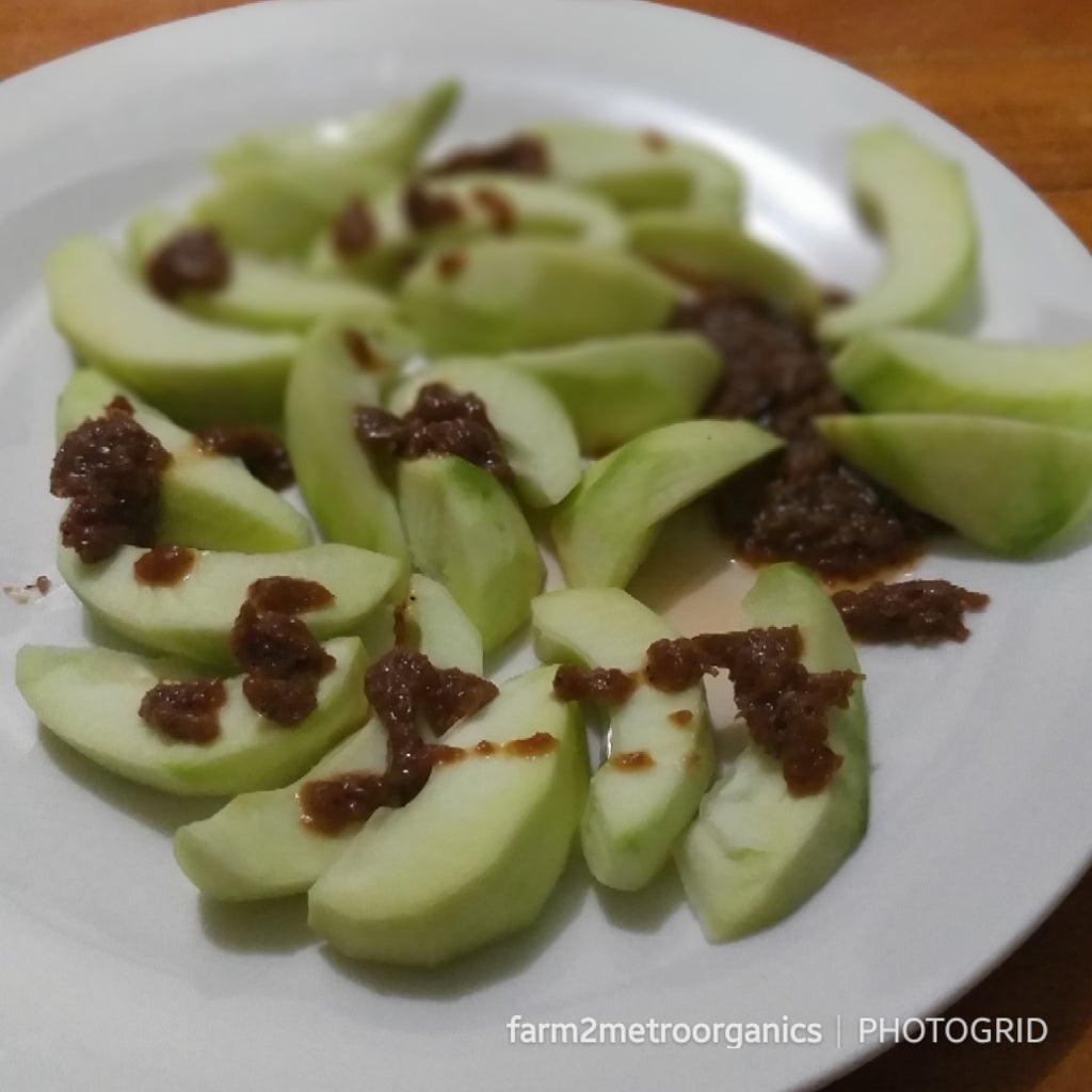 Native Indian Mangoes (order price / 2 kilos) with FREE Bagoong Alamang - Farm2Metro